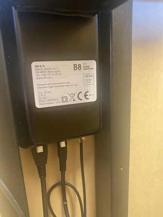 Fem hæve/sænkeborde 