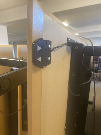 Fem hæve/sænkeborde 