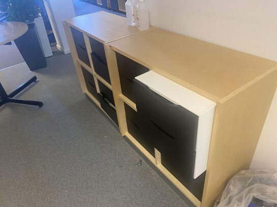 To lave reoler med skuffemoduler EFG