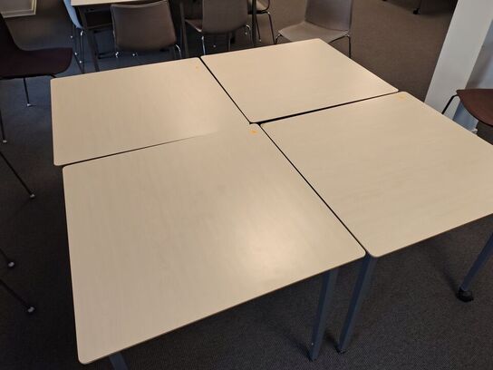 Fire mødeborde med hjul