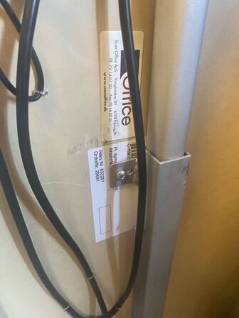 Tre hæve/sænkeborde, assorterede