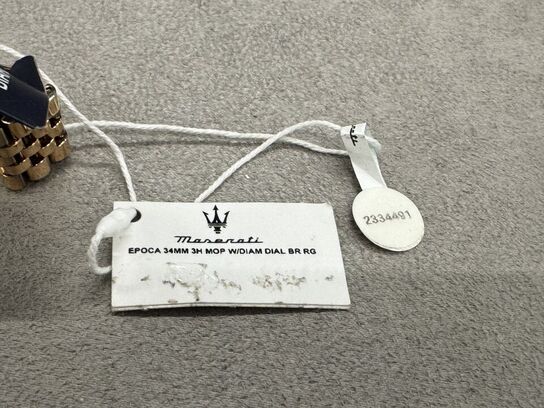 Armbåndsur  MASERATI EPOCA 34 MM 3H MOP W/DIAM DIAL BR RG