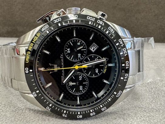 Armbåndsur  MASERATI TRAGUARDO 45 MM CHR BLACK DIAL BR SS