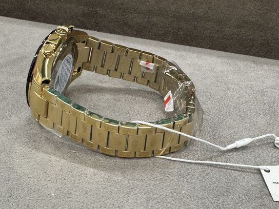 Armbåndsur  MASERATI TRAGUARDO 45 MM CHR BLACK DIAL BR YG