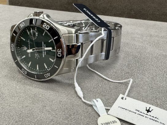 Armbåndsur  MASERATI COMPETIZIONE 43 MM 3H GREEN DIAL SS BR