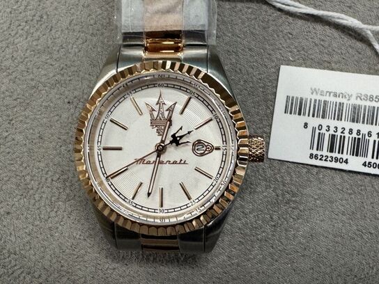 Armbåndsur  MASERATI COMPETIZIONE 31 MM 3H SILVE DIAL BR SS+RG