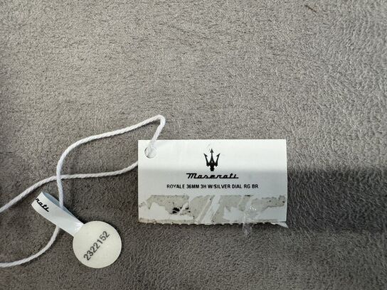 Armbåndsur  MASERATI ROYALE 36 MM 3H W/SILVER DIAL RG BR