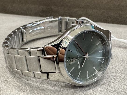 Armbåndsur  MASERATI ATTRAZIONE 30 MM 3H GREEN DIAL SS BR