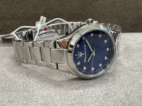 Armbåndsur  MASERATI ATTRAZIONE 30 MM 3H BLUE DIAL SS BR