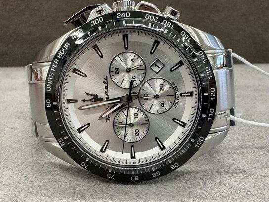 Armbåndsur  MASERATI TRAGUARDO 46 MM CHR W/SILVER DIAL BR SS