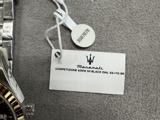 Armbåndsur  MASERATI COMPETIZIONE 43 MM 3H BLACK DIAL SS+YG BR
