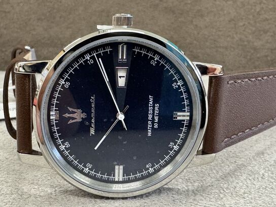 Armbåndsur  MASERATI ELEGANZA MASERATI 42 MM 3H BLUE DIA BRO S