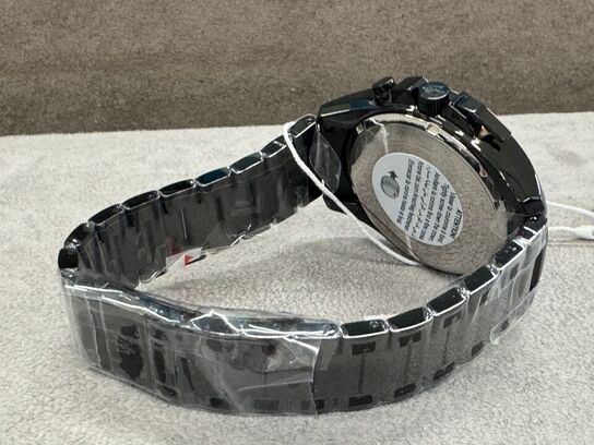 Armbåndsur  MASERATI TRAGUARDO 45 MM CHR BLACK DIAL BR BLACK