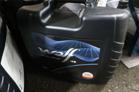 40 liter motorolie WOLF Tractofluid 170BM 