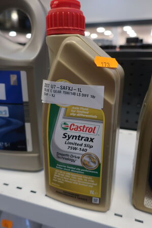 Motorolie samt gearkasseolie CASTROL 