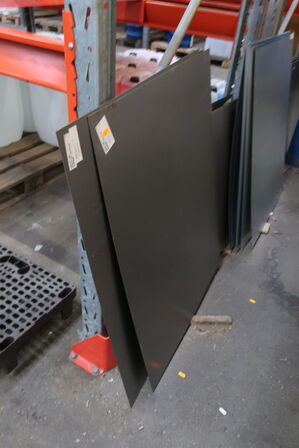 Diverse karosseriplader