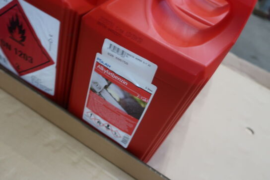 8 stk. alkylatbenzin 