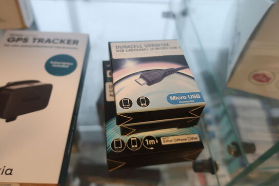 Diagnosestik, GPS tracker samt kabler 