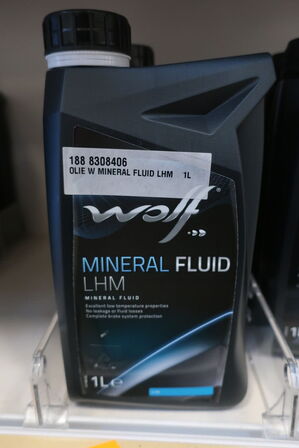 4 stk. mineralvæske WOLF LHM