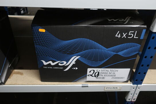 5 stk. motorolie WOLF 5W40 samt 10W60 