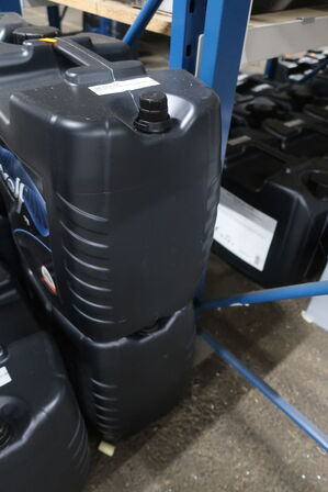 40 liter motorolie WOLF Tractofluid 170BM 
