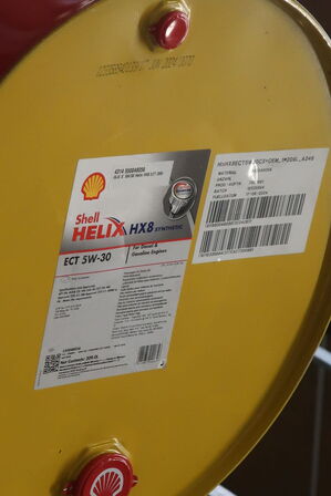 209 liter motorolie SHELL HELIX 5W-30