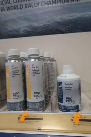 8 stk. rengøringsspray samt 3 stk. kemi til kølere PROTEC