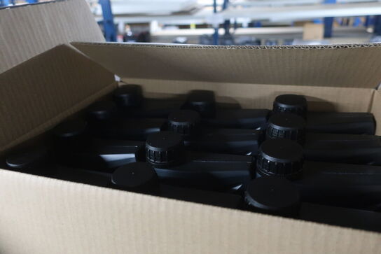 30 stk. motorolie samt gearolie WOLF 