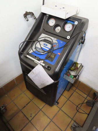 Aircon servicestation SPIN SLEEK 300