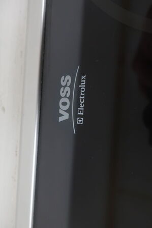 Stålbordplade med vask og kogeplade