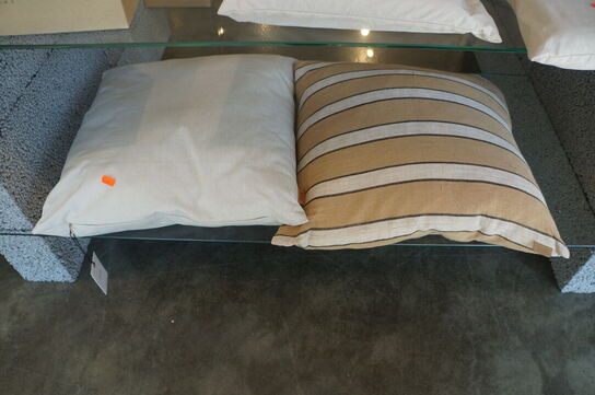 2 stk. Puder
