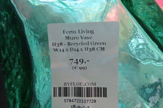 Vase FERM LIVING