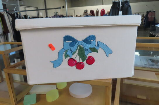 Opbevaringskasse KONGENS SLØJD CHERRY BOW