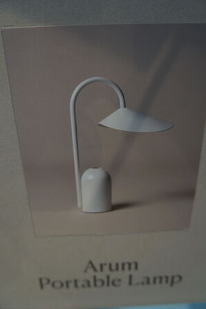 Bordlampe FERM LIVING