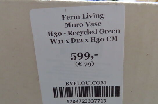 Vase FERM LIVING