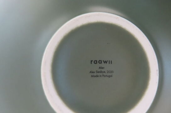 Vase RAAWII