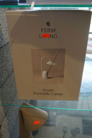 Bordlampe FERM LIVING