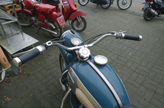 MC, NSU Supermax 200cc 7981 MOMSFRI