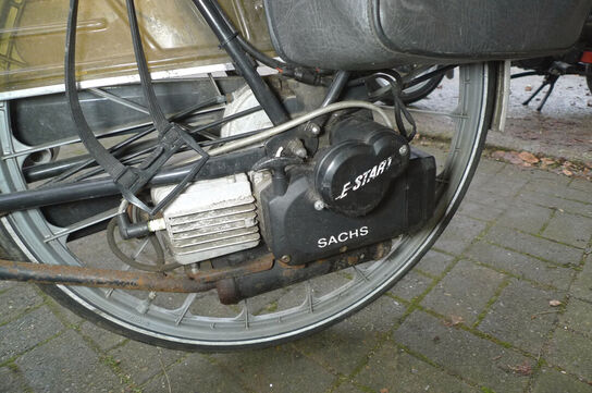 Cykel m/benzin hjælpemotor, Sparta MOMSFRI