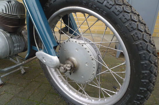 MC, NSU Supermax 200cc 7981 MOMSFRI