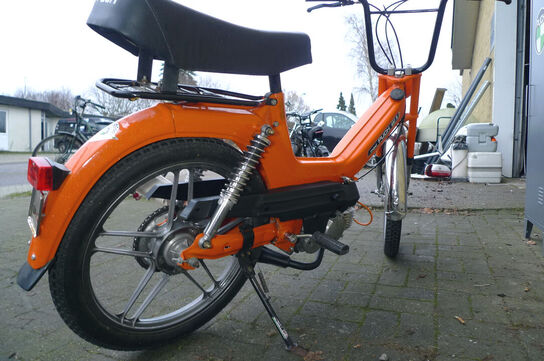 Knallert, PUCK Maxi S, Orange metal MOMSFRI