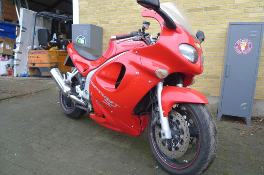 MC, Triumph 955 Sprint ST 0165 MOMSFRI
