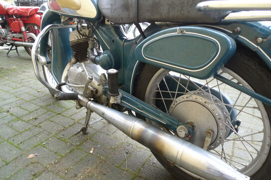 MC, NSU Supermax 200cc 7981 MOMSFRI