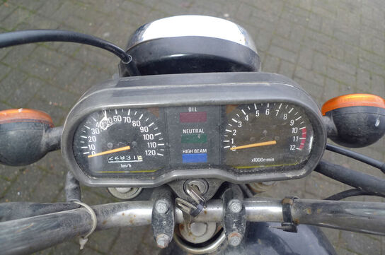 MC, Yamaha RX80 MOMSFRI