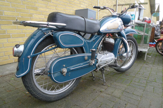 MC, NSU Supermax 200cc 7981 MOMSFRI