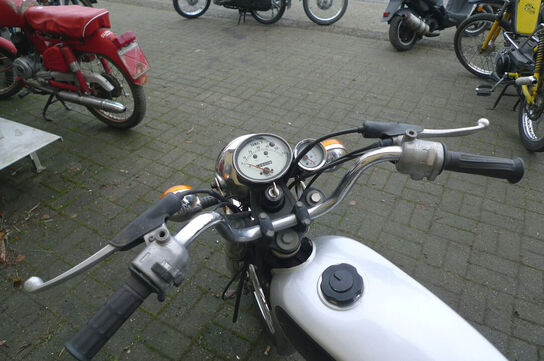 Knallert, Yamaha YB1 1538