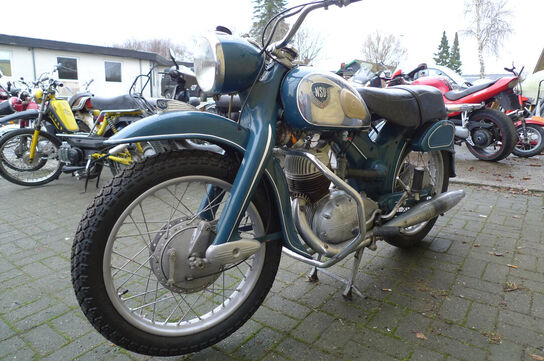 MC, NSU Supermax 200cc 7981 MOMSFRI