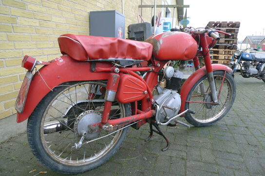 MC, Benelli 2T125cc MOMSFRI