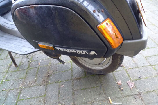 Scooter, Vespa 50V MOMSFRI