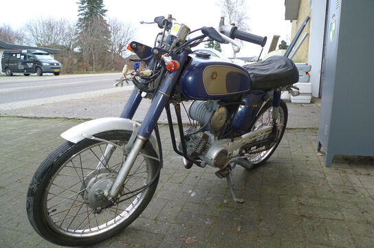 Knallert, Yamaha YB1 0414